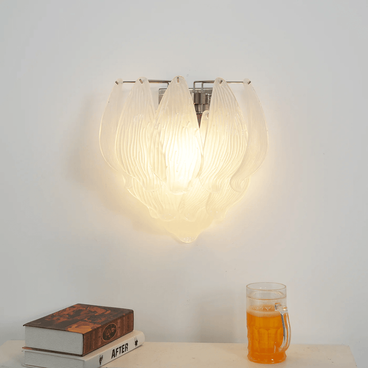 Tuliva Wall Lamp