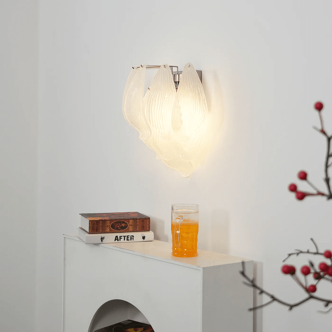 Tuliva Wall Lamp