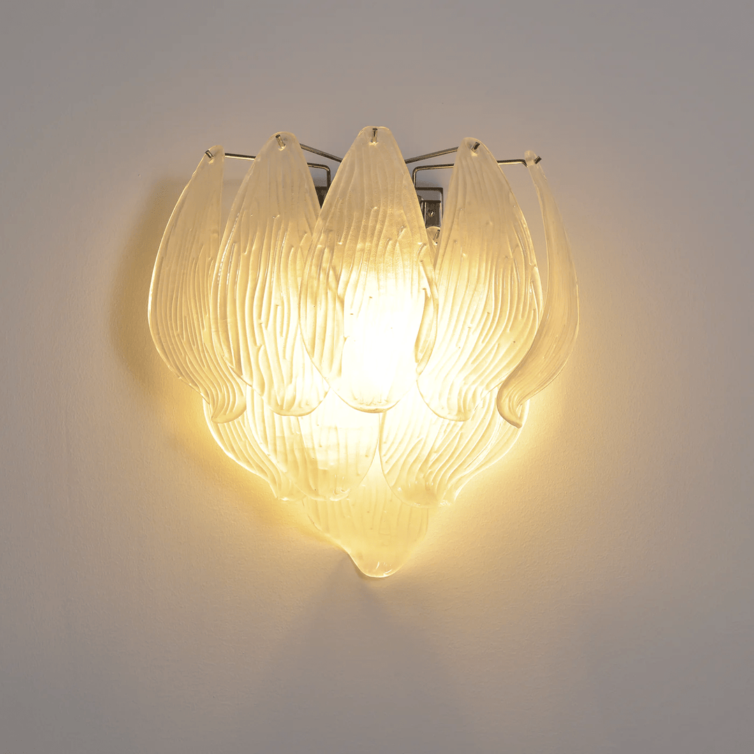 Tuliva Wall Lamp