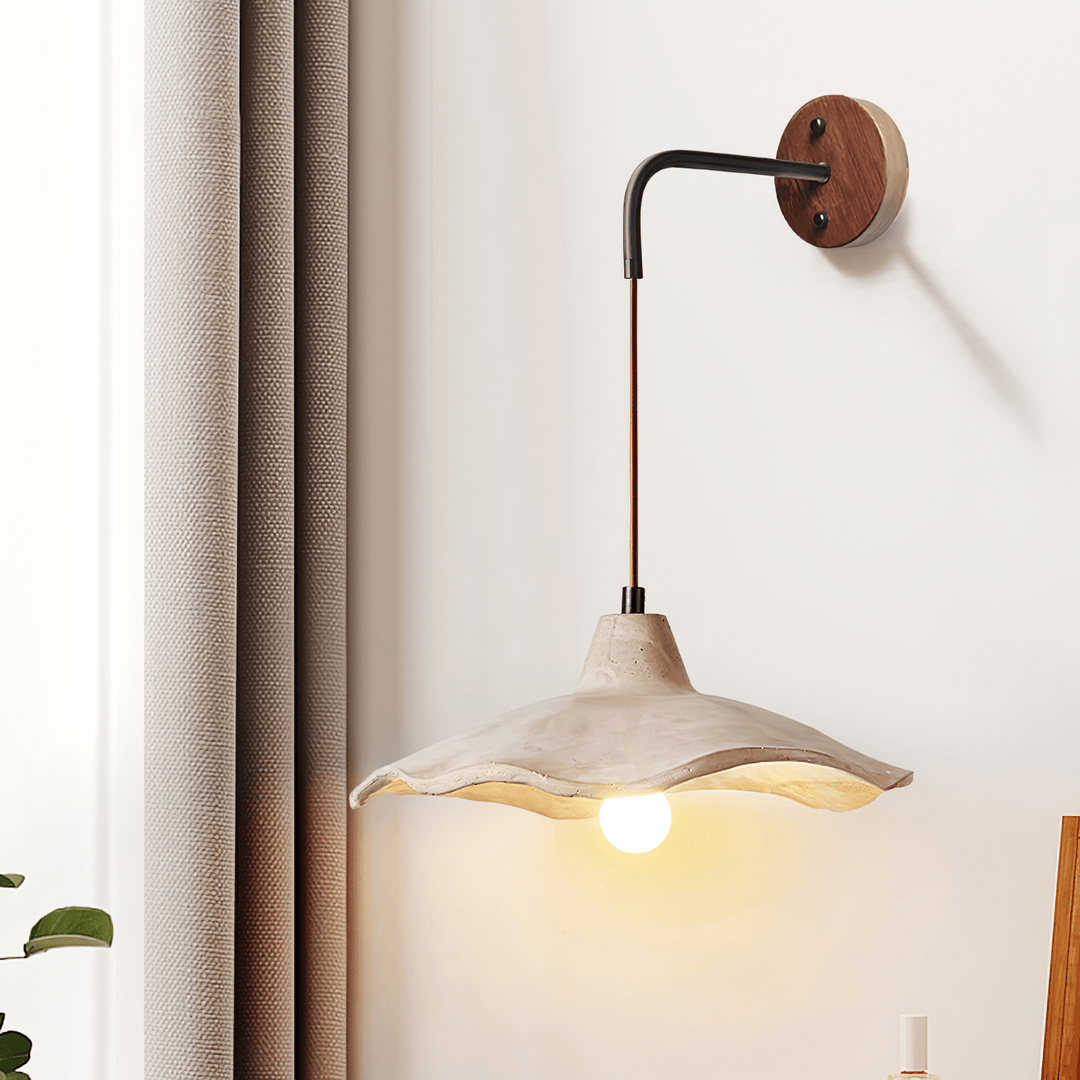 Mirella Sconce