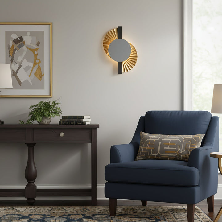 Gilded Fan Wall Lamp