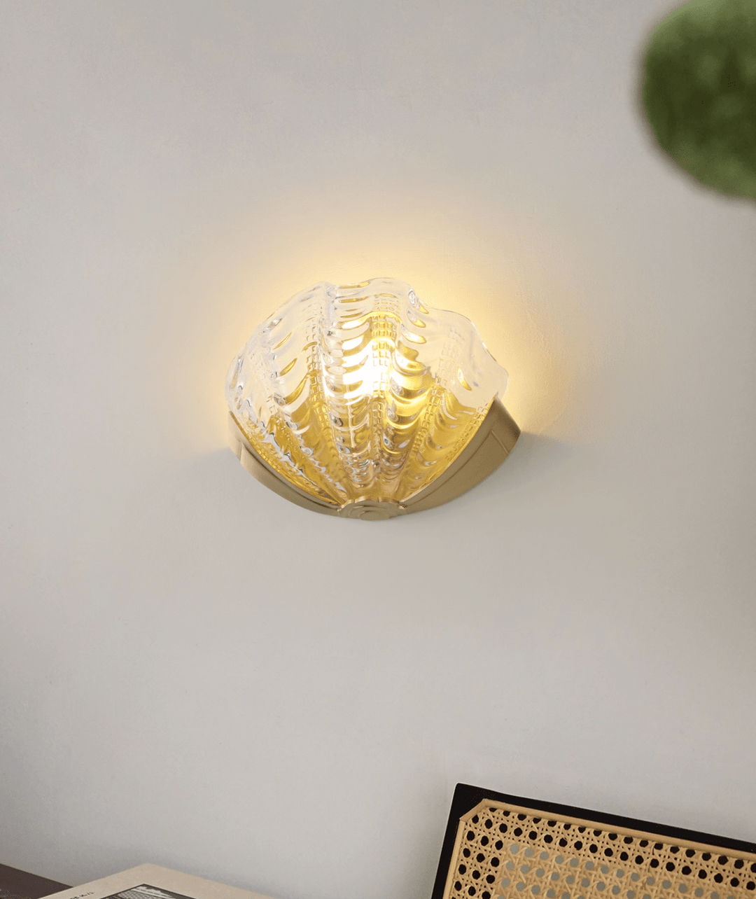 Art Deco Scallop Wall Light