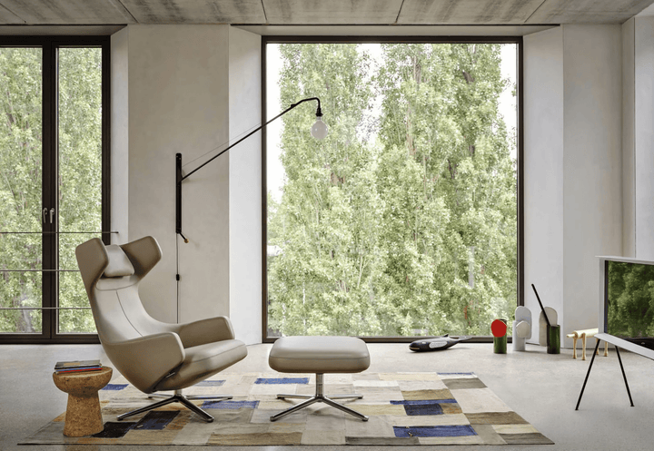 Black Long Arm Wall Lamp
