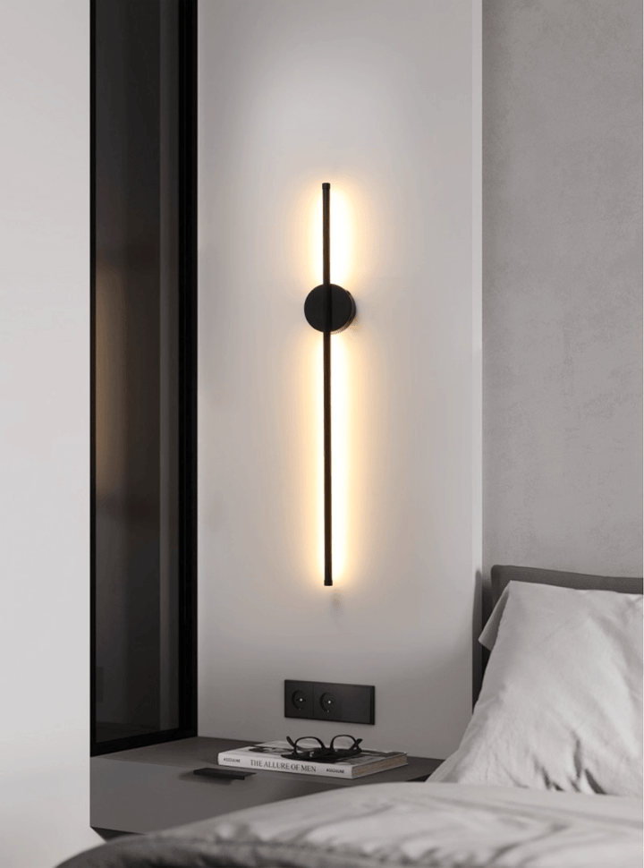 Linearo Rechargeable Wall Lamp