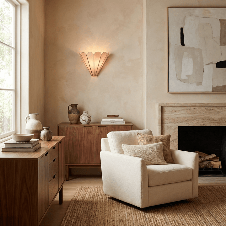 Mica Shell Petal Wall Lamp