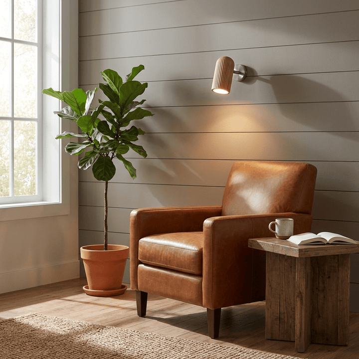 Cylra Wood Wall Light