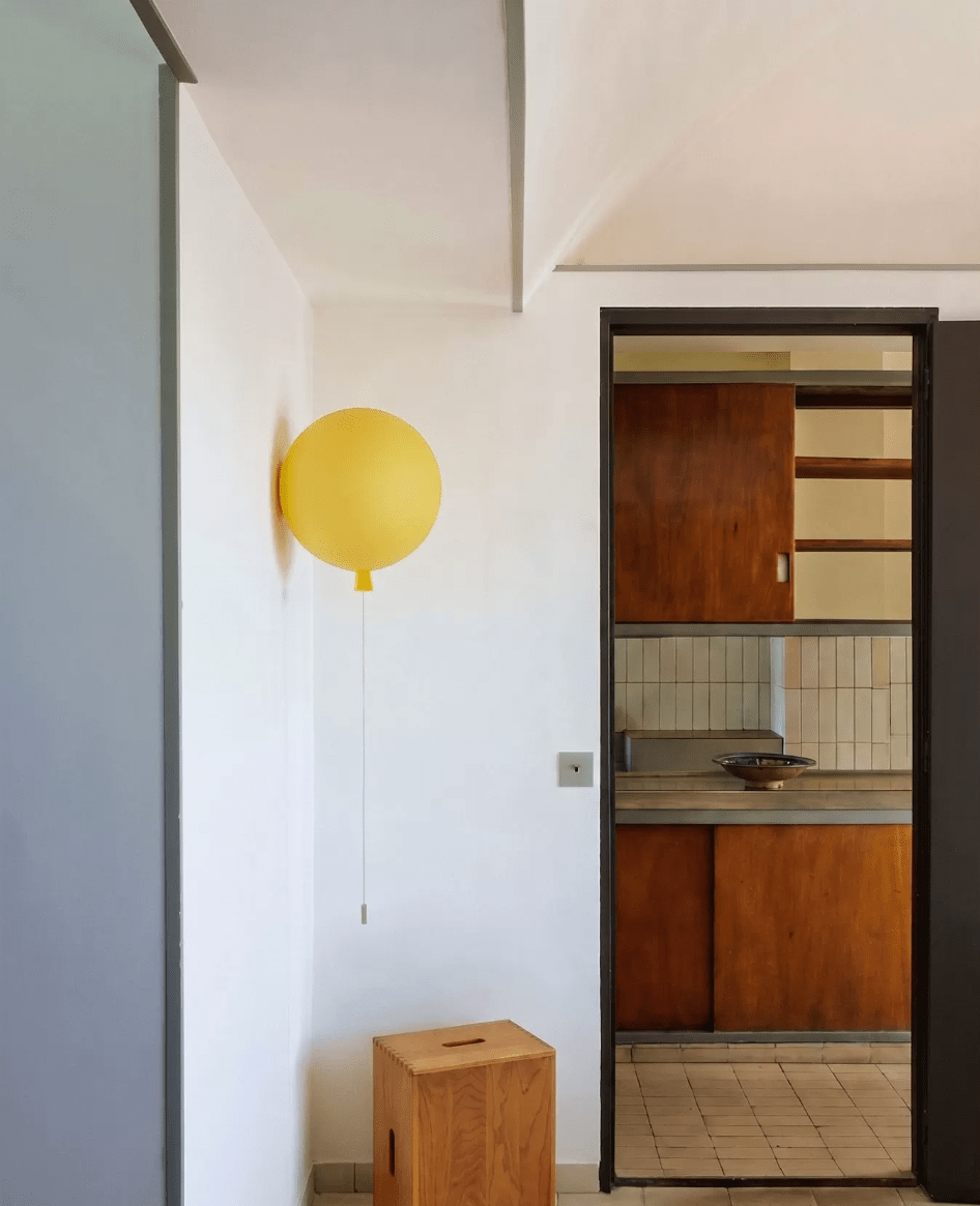 Balloon Dream Glass Wall Sconce