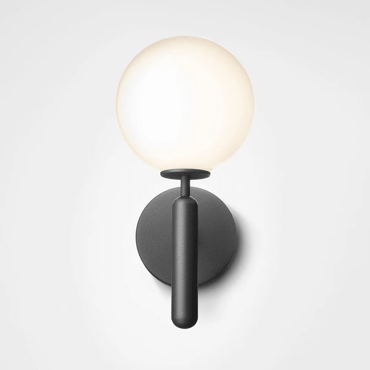 Nordica Wall Lamp