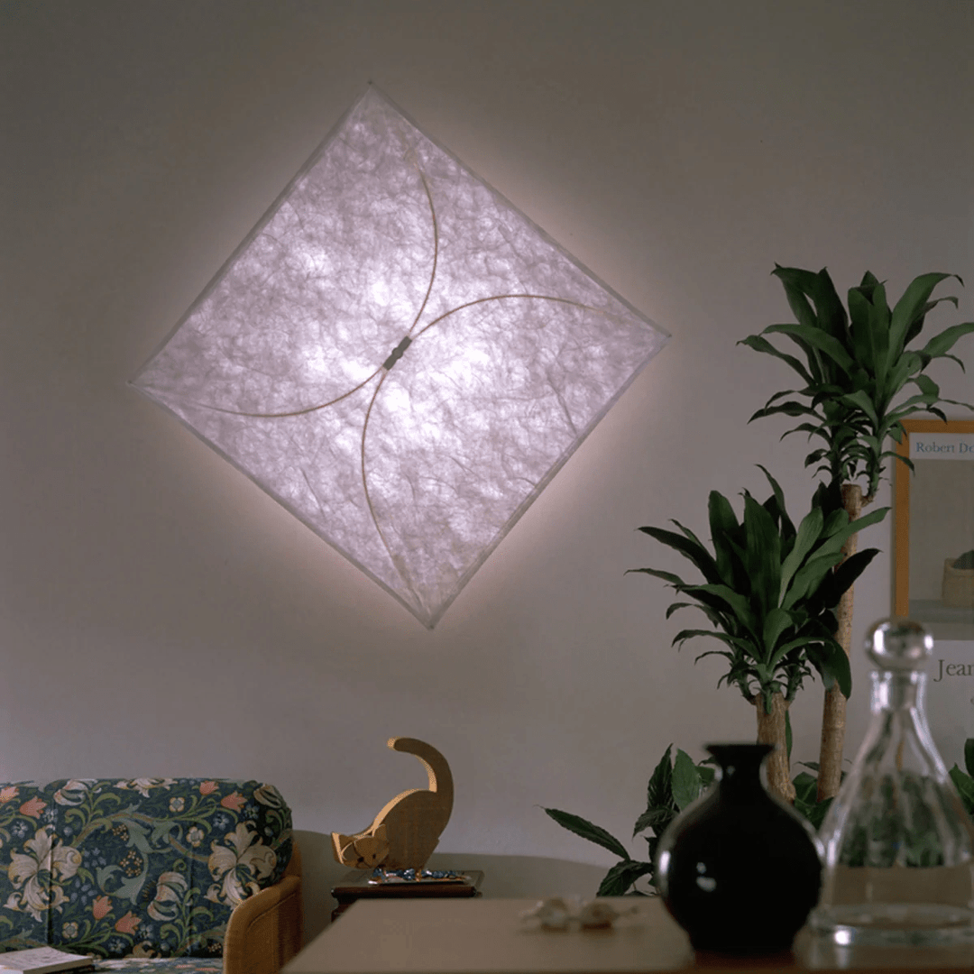 Kite Shaped Paper Wall Lamp