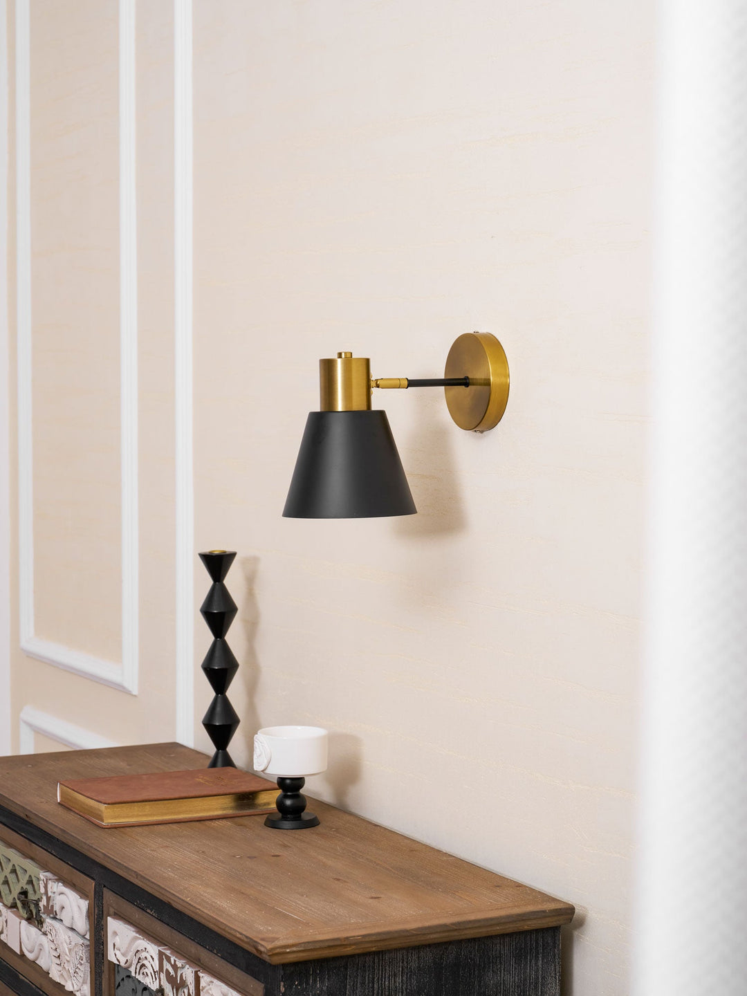 Adjustable Armed Wall Lamp