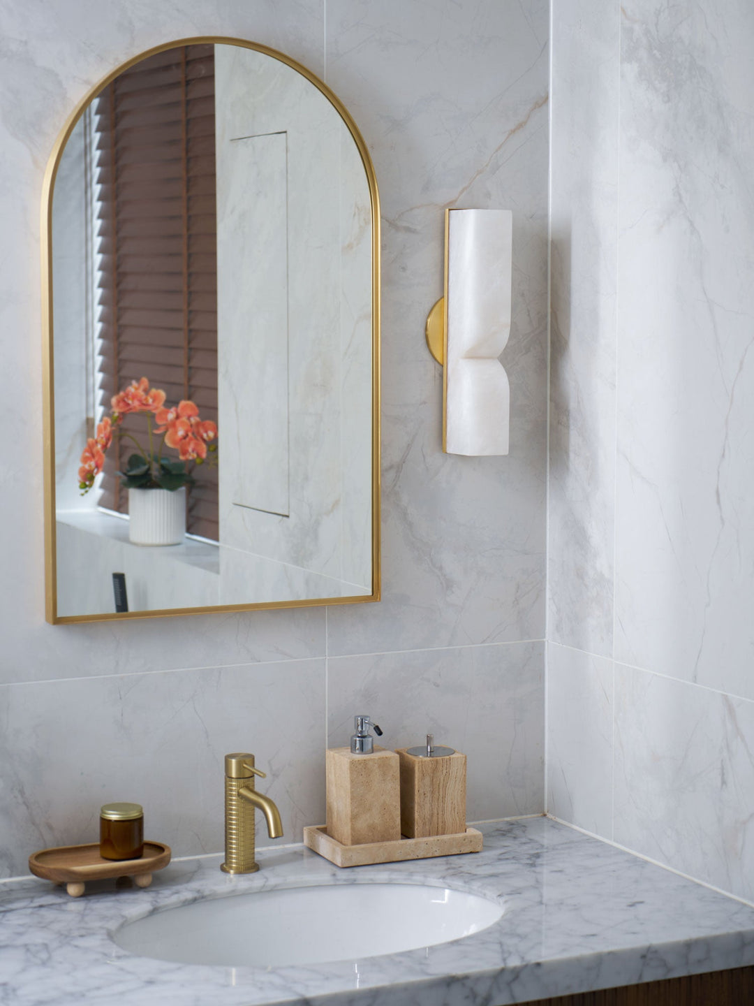 Alabaster Essence Wall Sconce