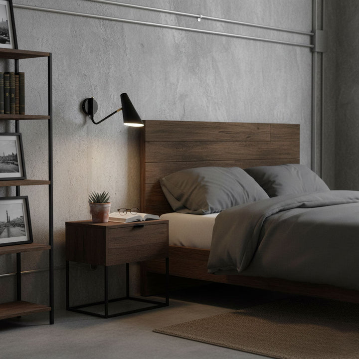 Apex Wall Sconce