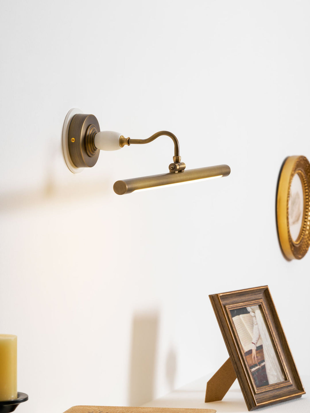 Archer Art Linear Wall Light