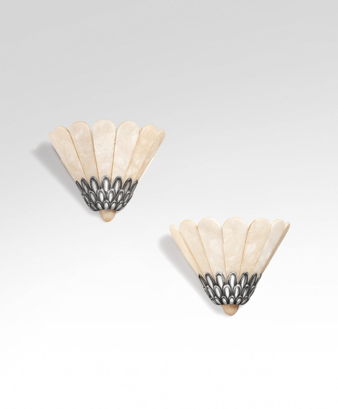 Artoria Petal Alabaster Wall Sconce