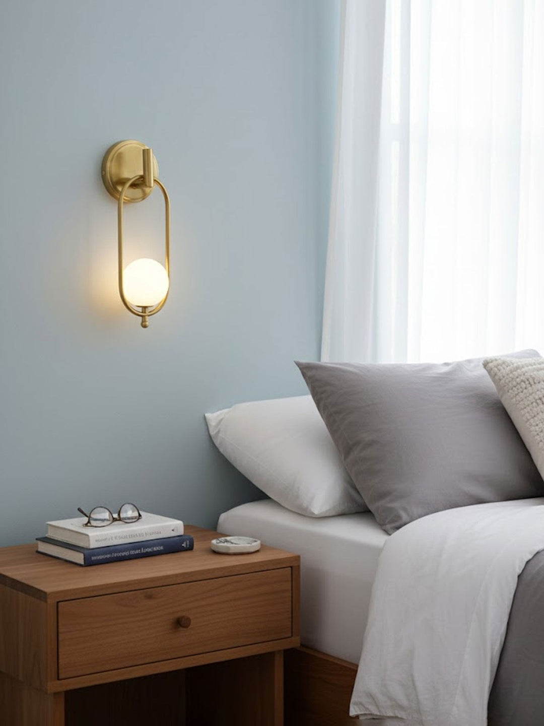 Aurea Brass Wall Light