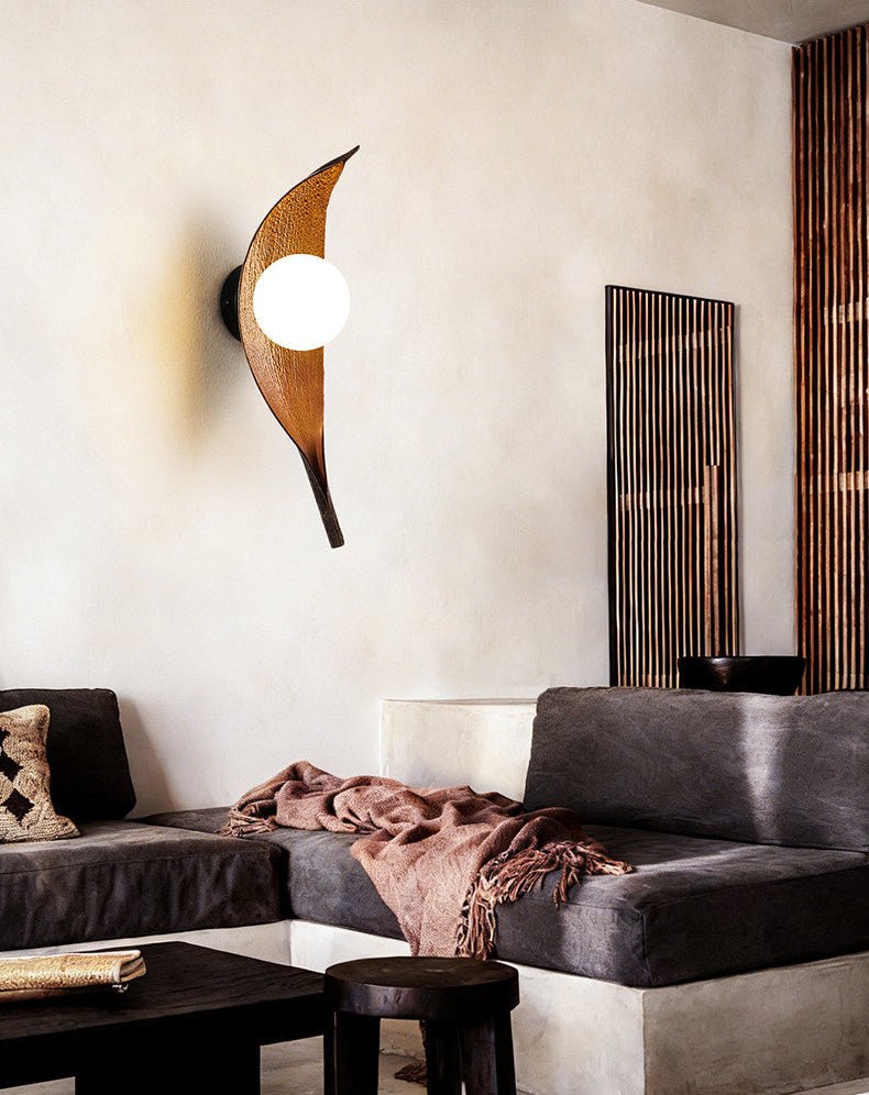 Aureo Leaf Glass Wall Lamp