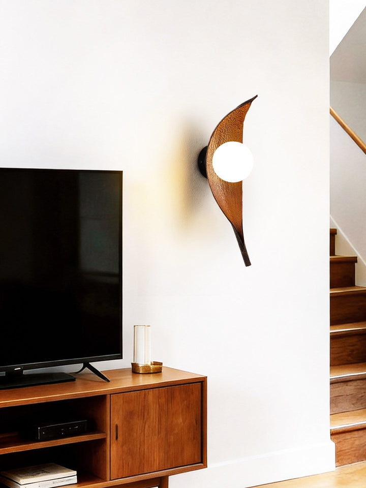 Aureo Leaf Glass Wall Lamp