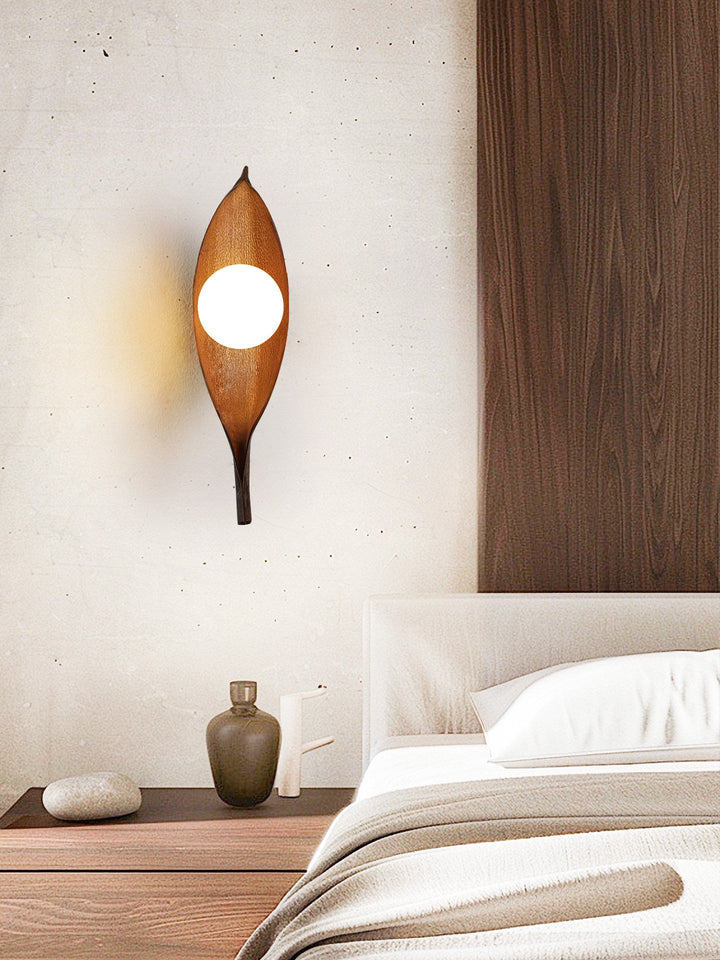 Aureo Leaf Glass Wall Lamp
