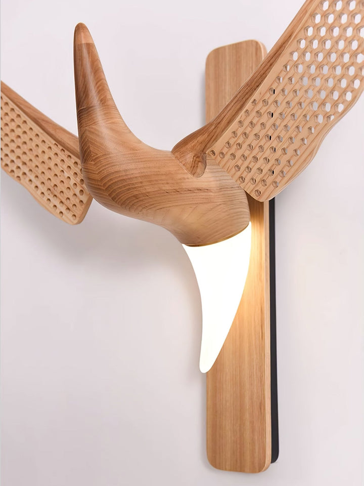 Avesa Wall Light