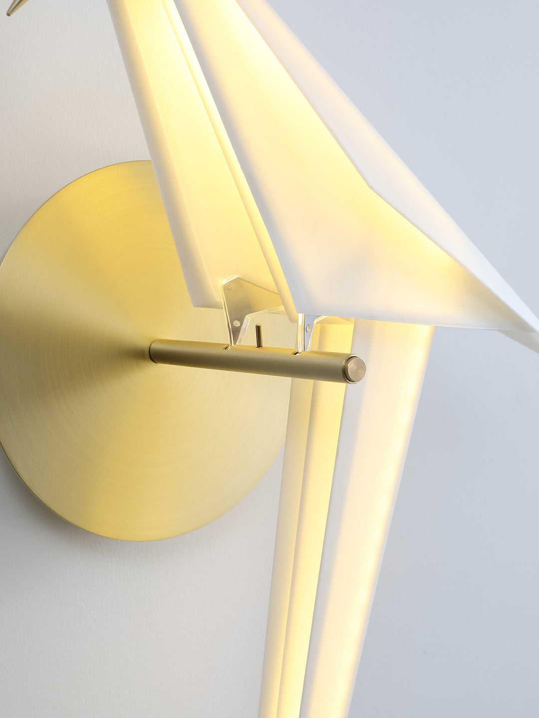 Avian Serenity Plug-in Wall Lamp