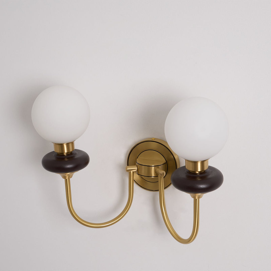 Bellevue Wall Lamp