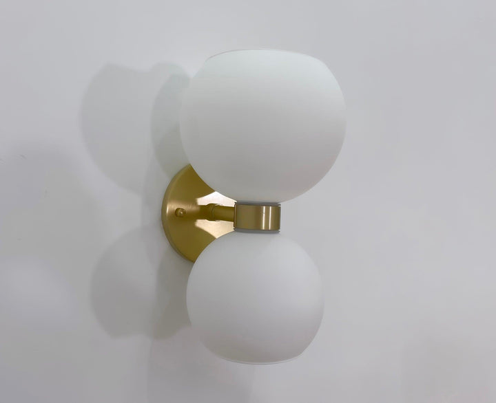 Round Pearl Sconce