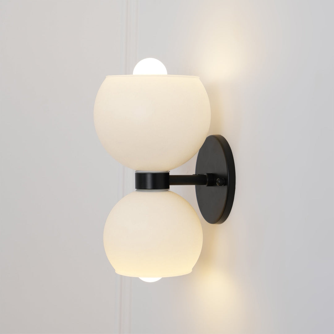 Round Pearl Sconce