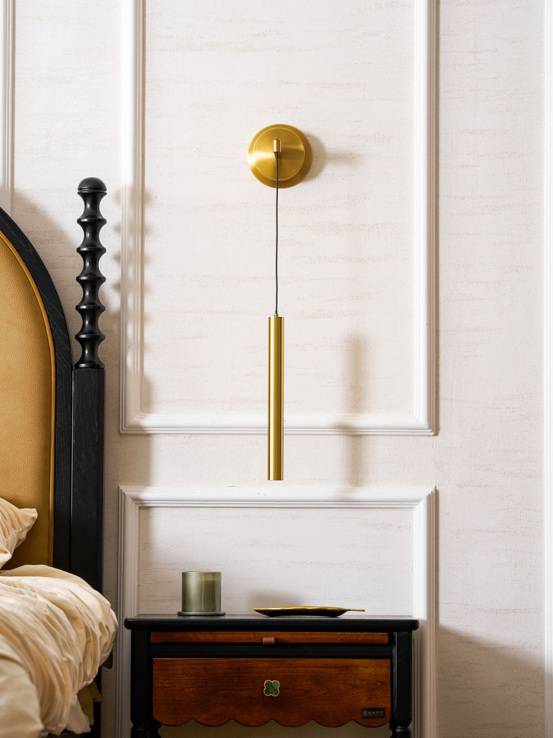 Brass Line Wall Light