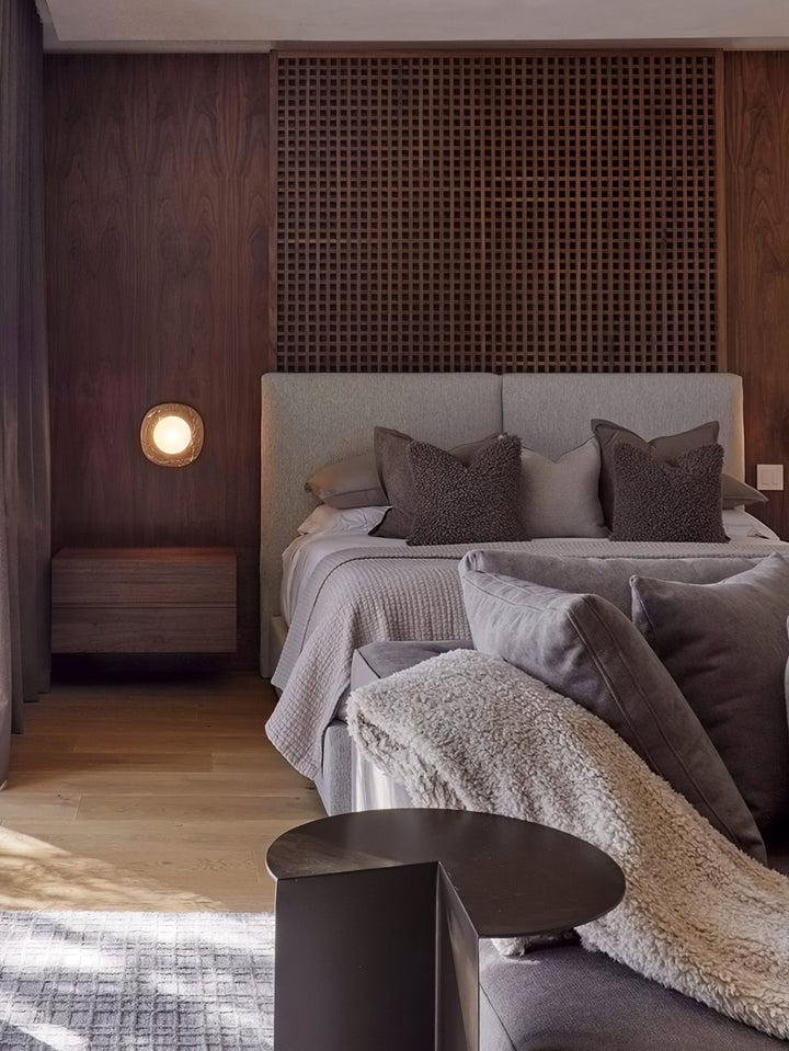Carrara Cusp Sconce