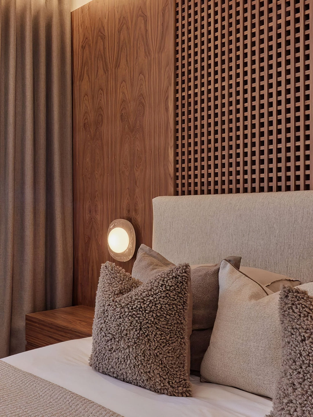 Carrara Cusp Sconce
