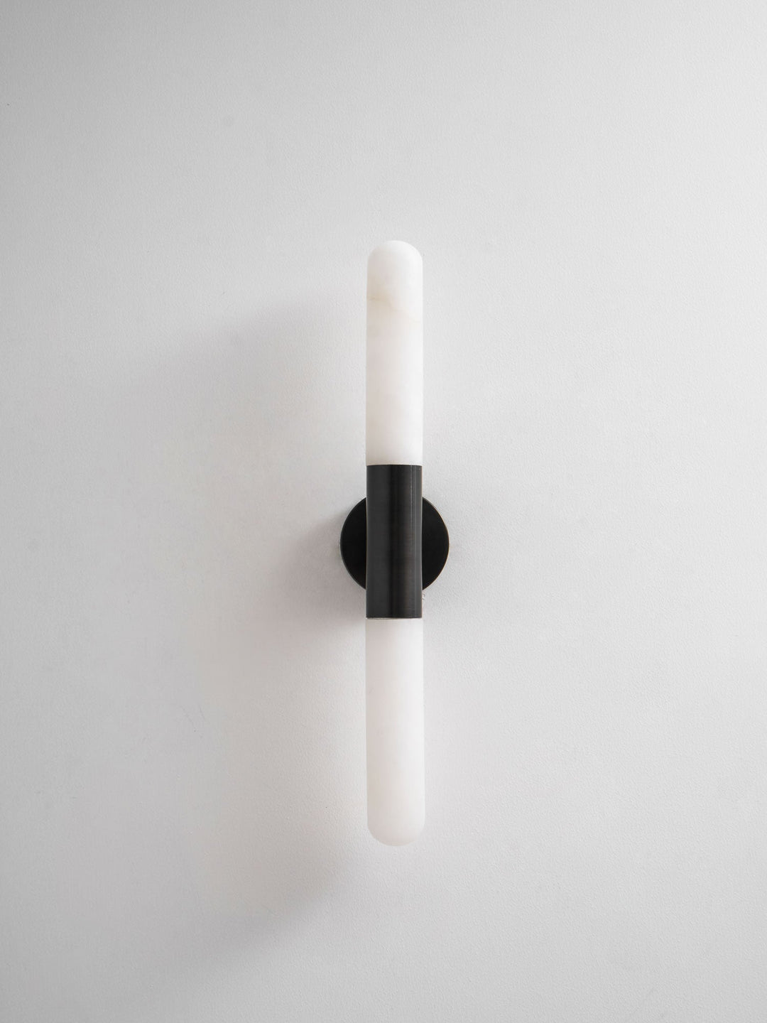 Cavoya Alabaster Wall Light