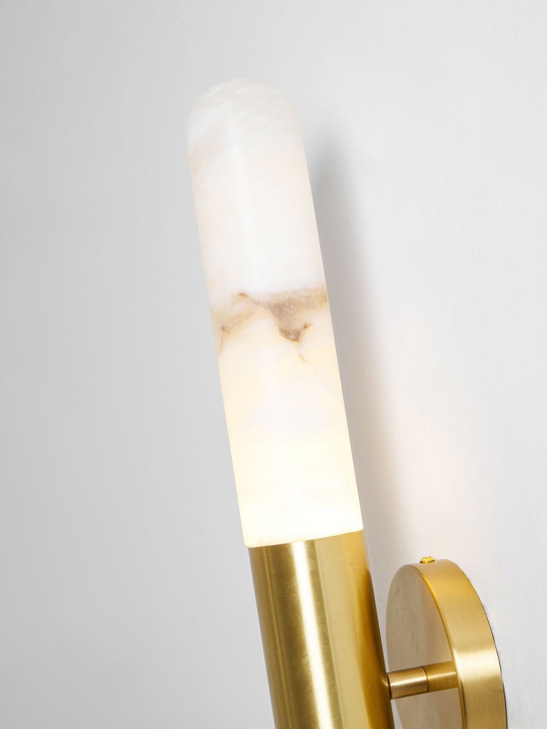 Cavoya Alabaster Wall Light