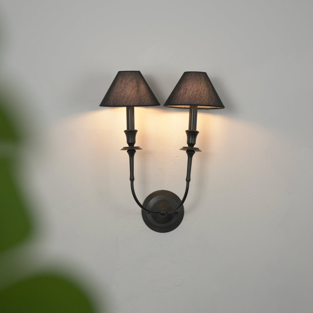 Chester Wall Lamp