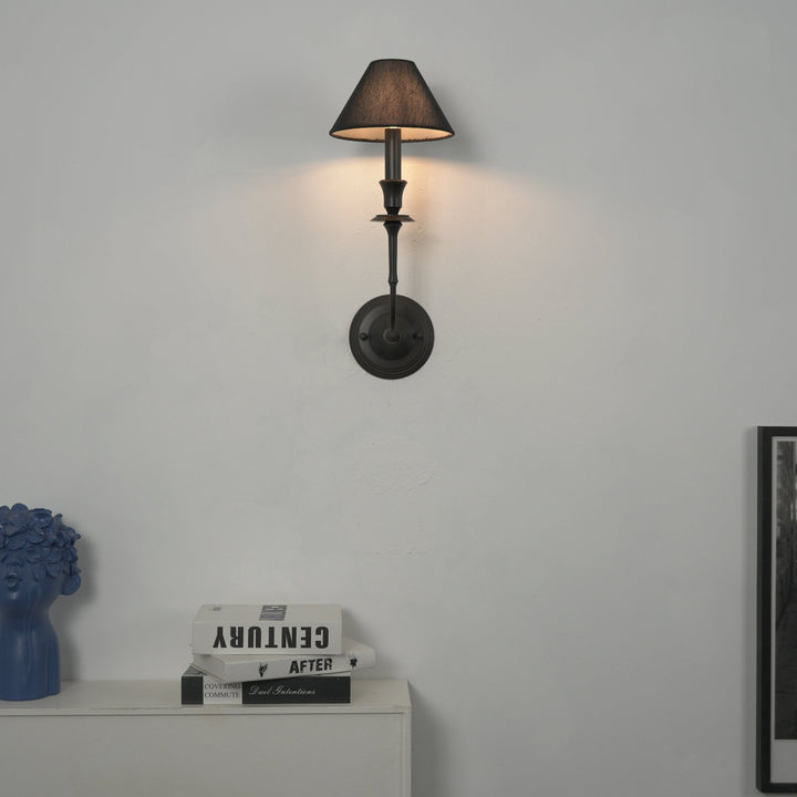 Chester Wall Lamp