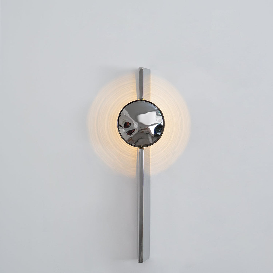 Kinetic Shadow Wall Lamp