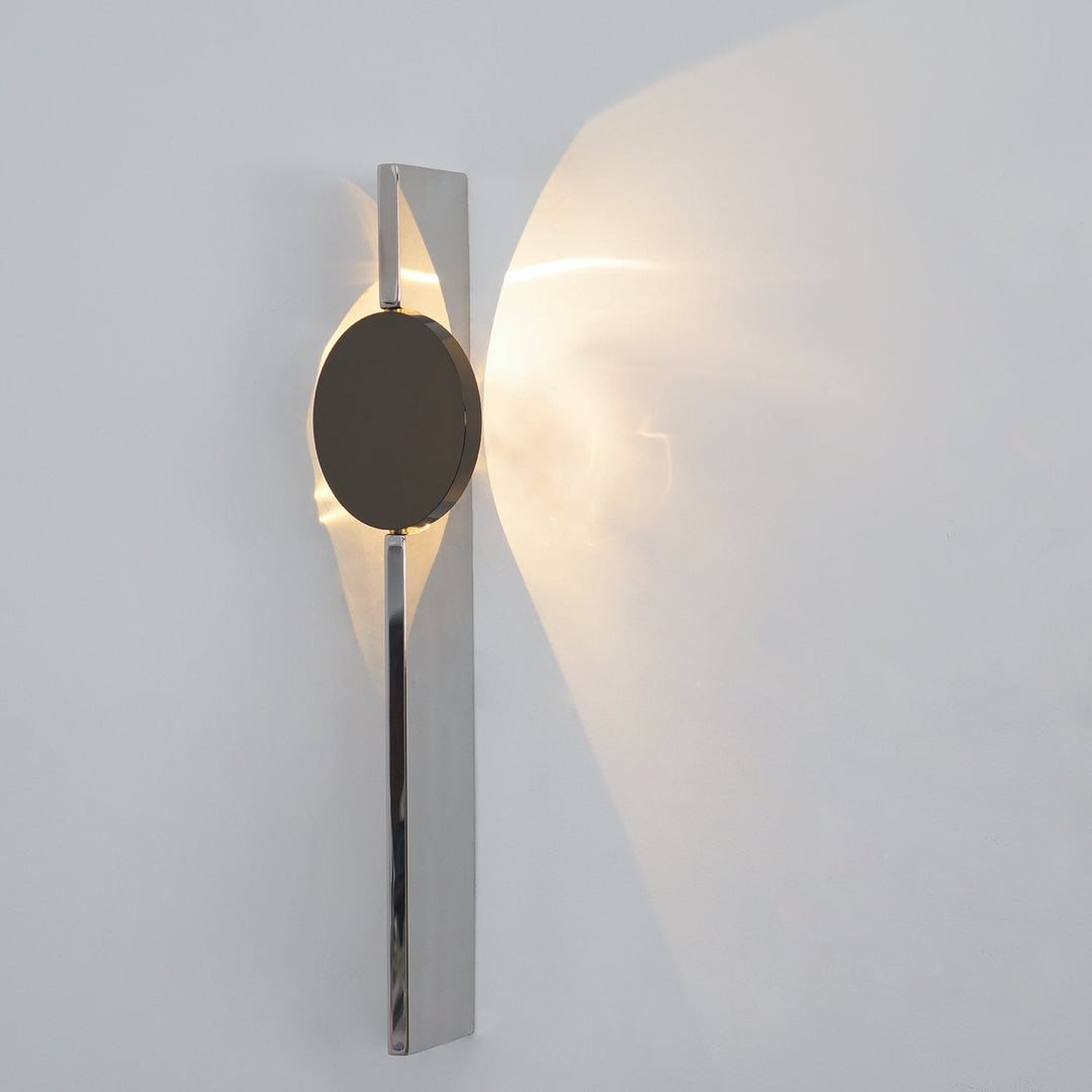 Kinetic Shadow Wall Lamp