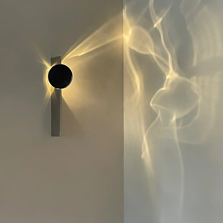 Kinetic Shadow Wall Lamp
