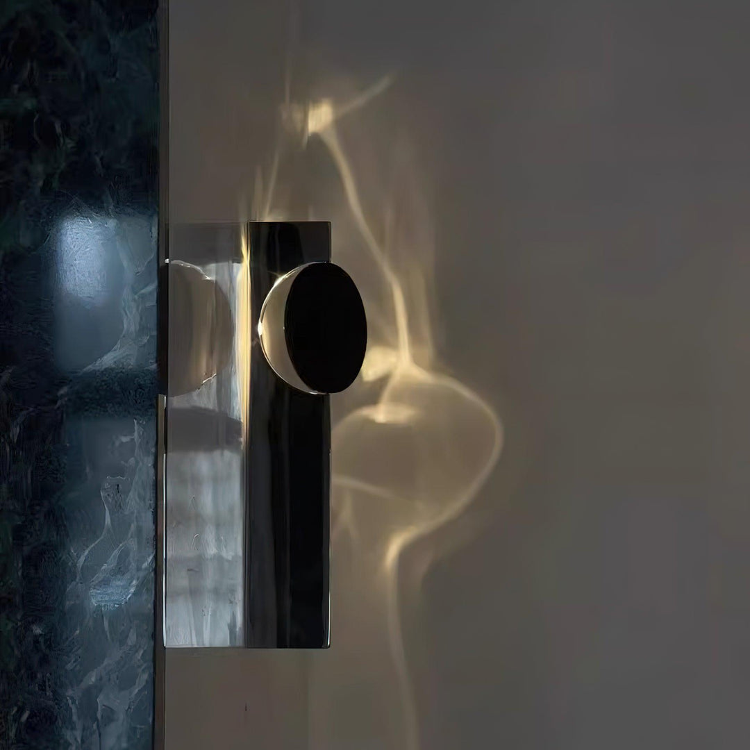 Kinetic Shadow Wall Lamp