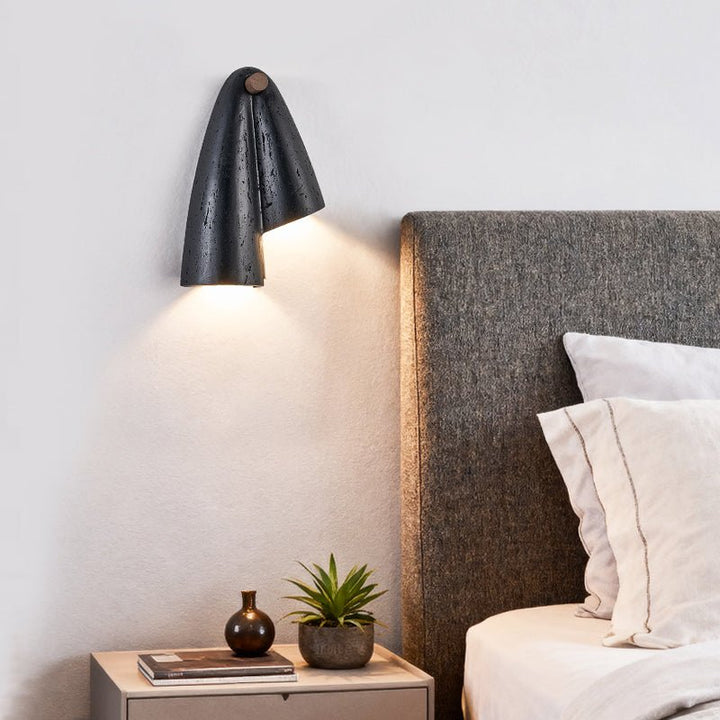 Creska Wall Lamp