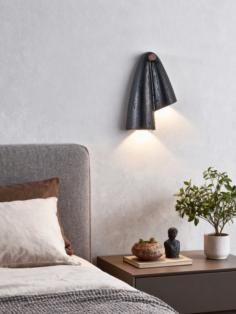 Creska Wall Lamp