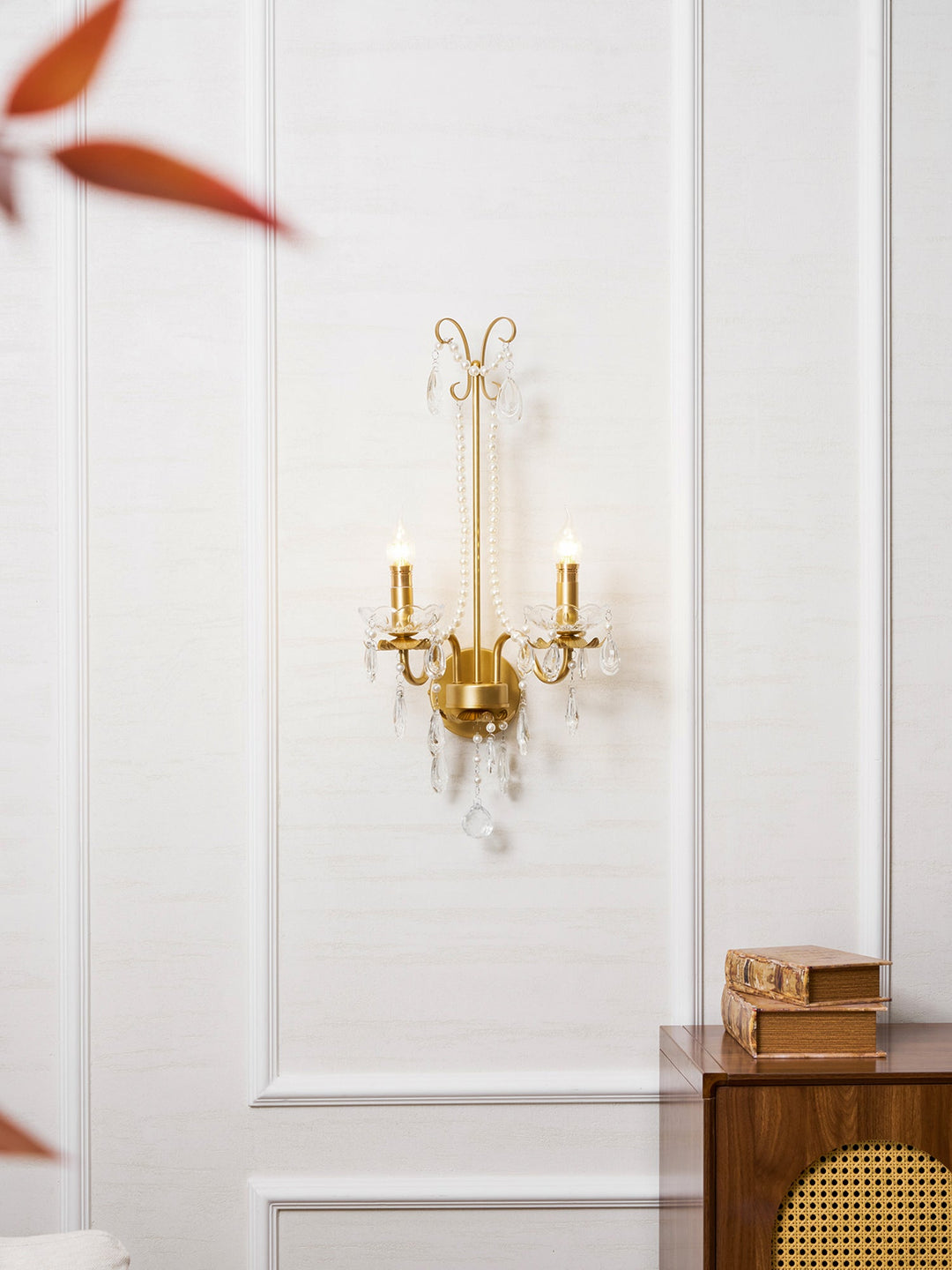 Crystal Pearl Chain Wall Lamp