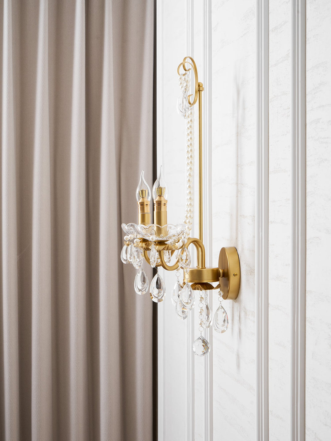 Crystal Pearl Chain Wall Lamp