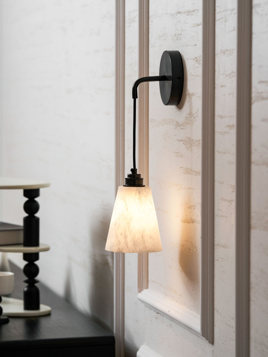Droplet Alabaster Wall Lamp
