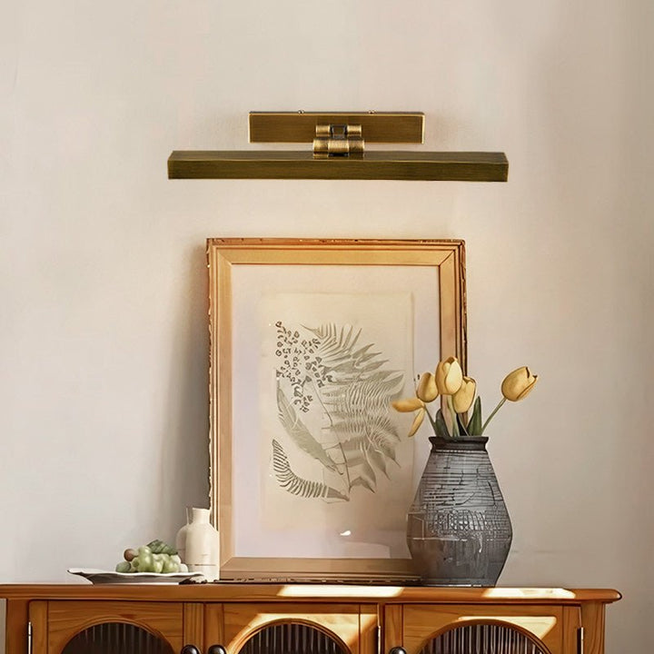 Everett Wall Light