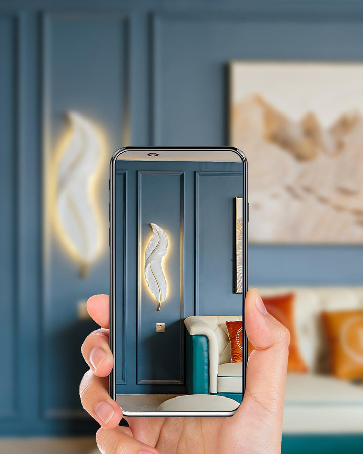 Feather Wall Lamp