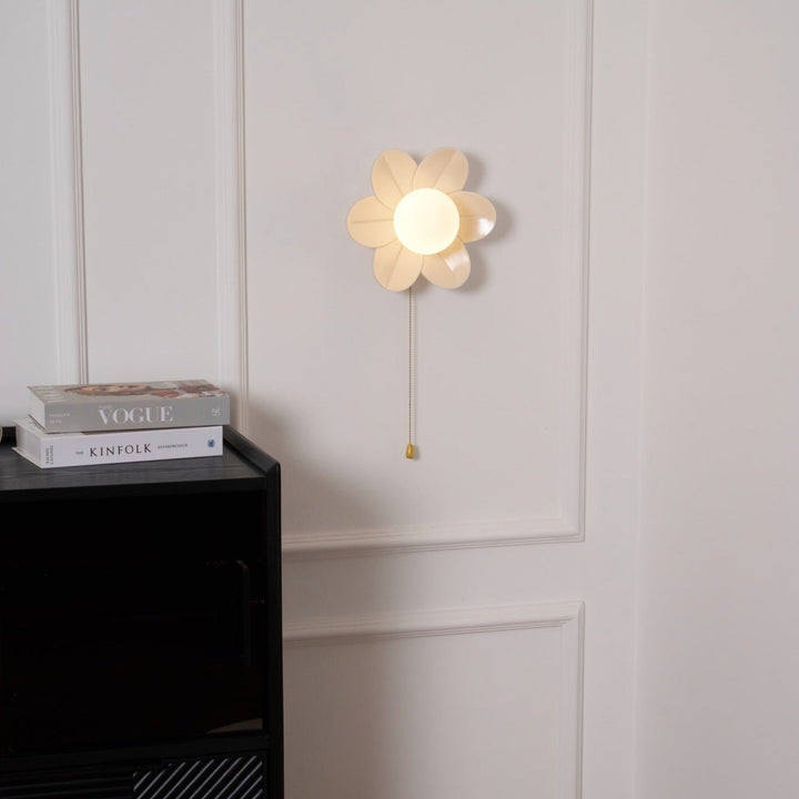 Flowers Wall Lamp