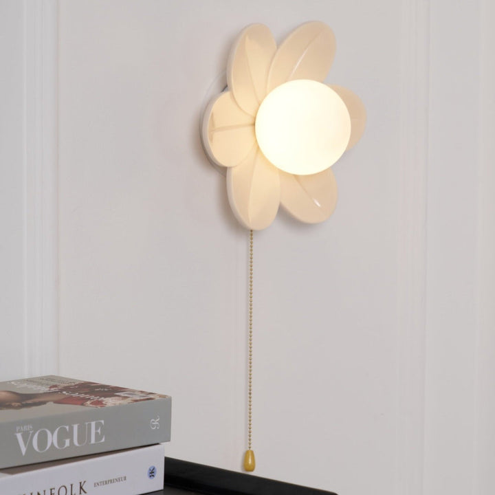 Flowers Wall Lamp