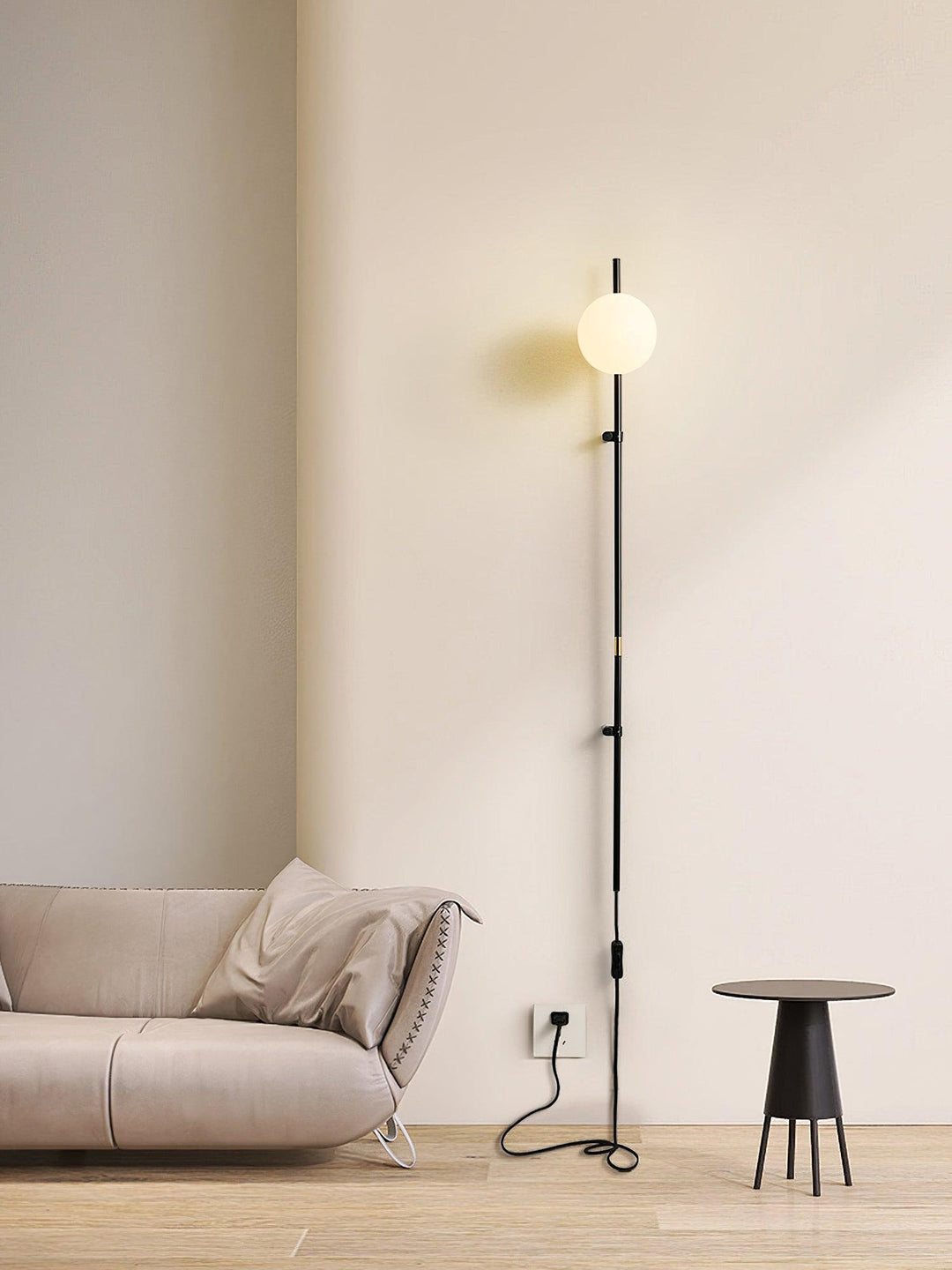 Funiculi Plug In Wall Lamp