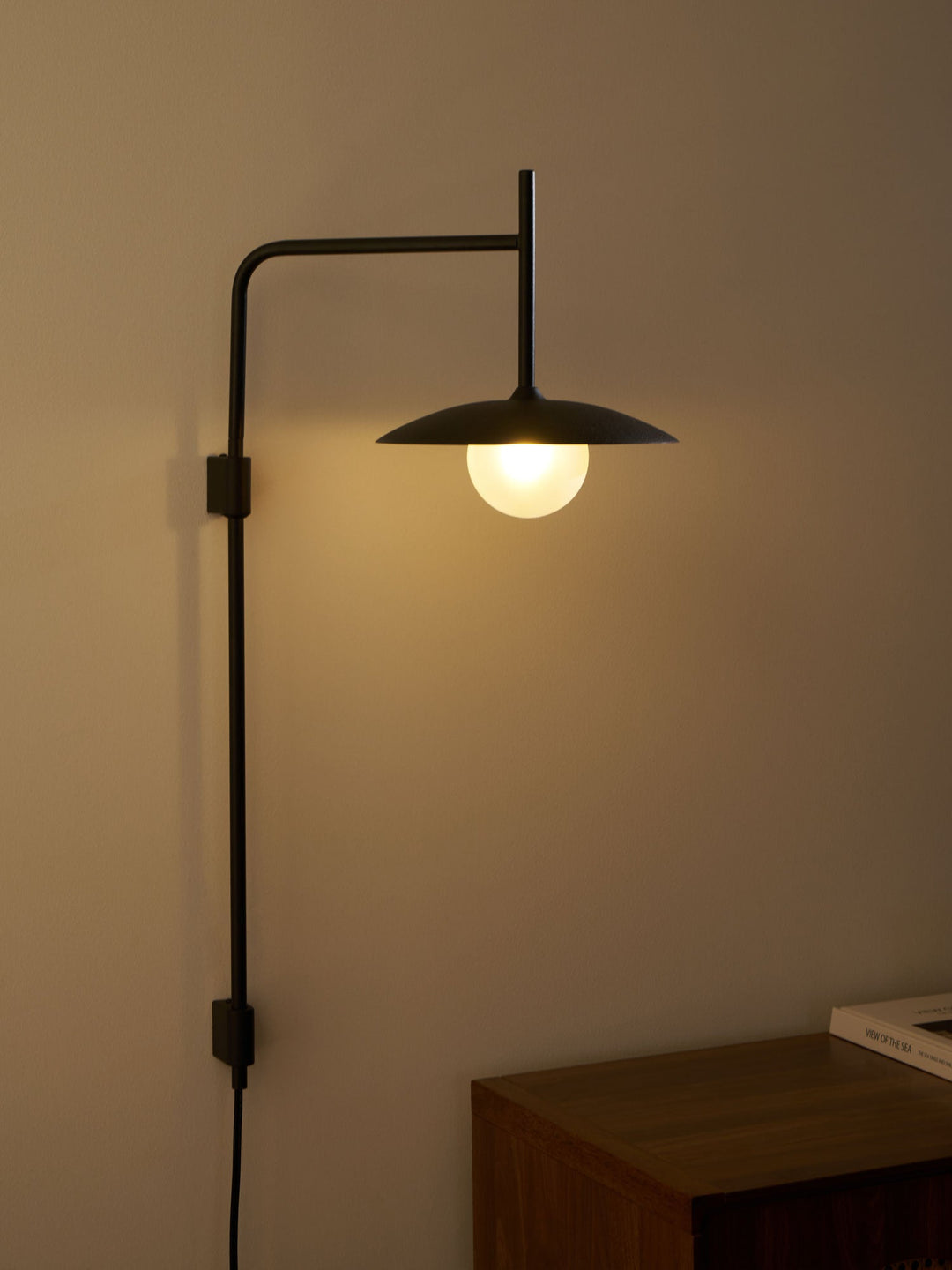 Gea Swing Arm Plug-in Wall Lamp