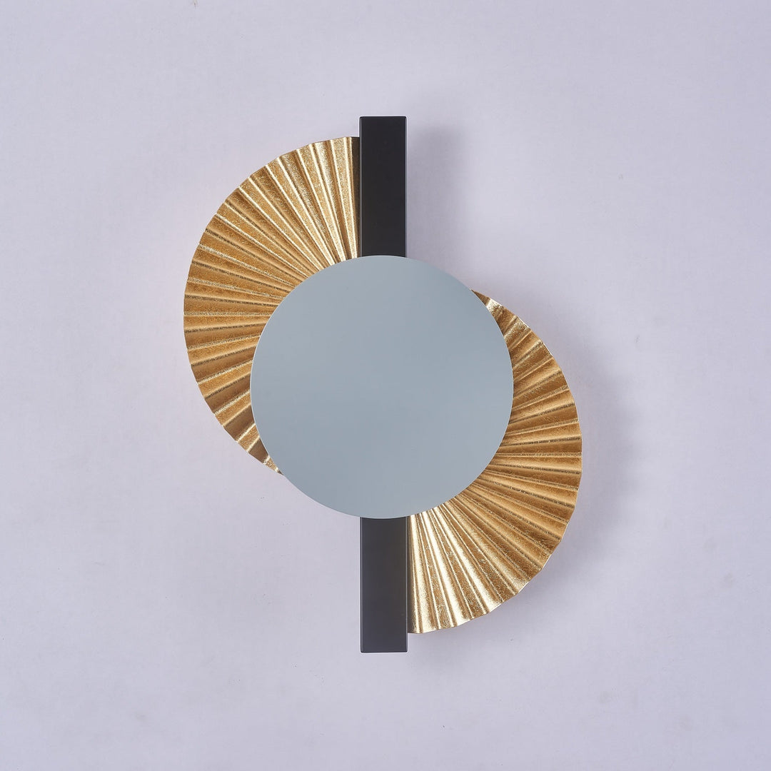 Gilded Fan Wall Lamp